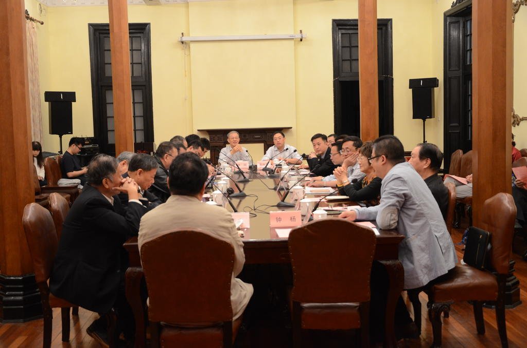 继续浏览海峡两岸关系协会副会长孙亚夫